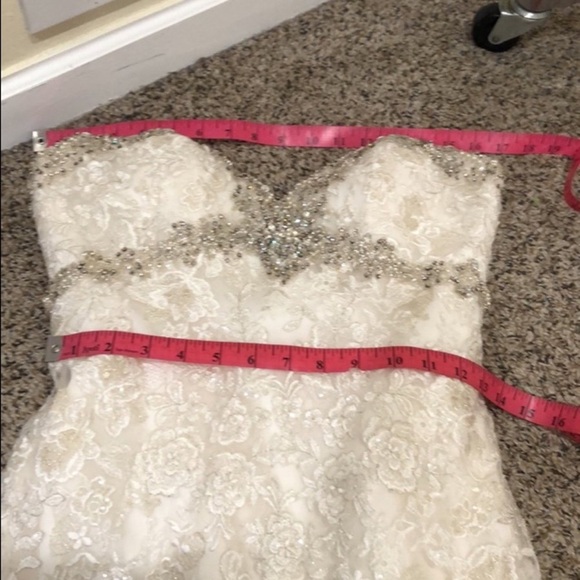 Allure Bridals Wedding Gown Ivory Rhinestone Beaded Pearl Floral Lace 9051 - Picture 5 of 12